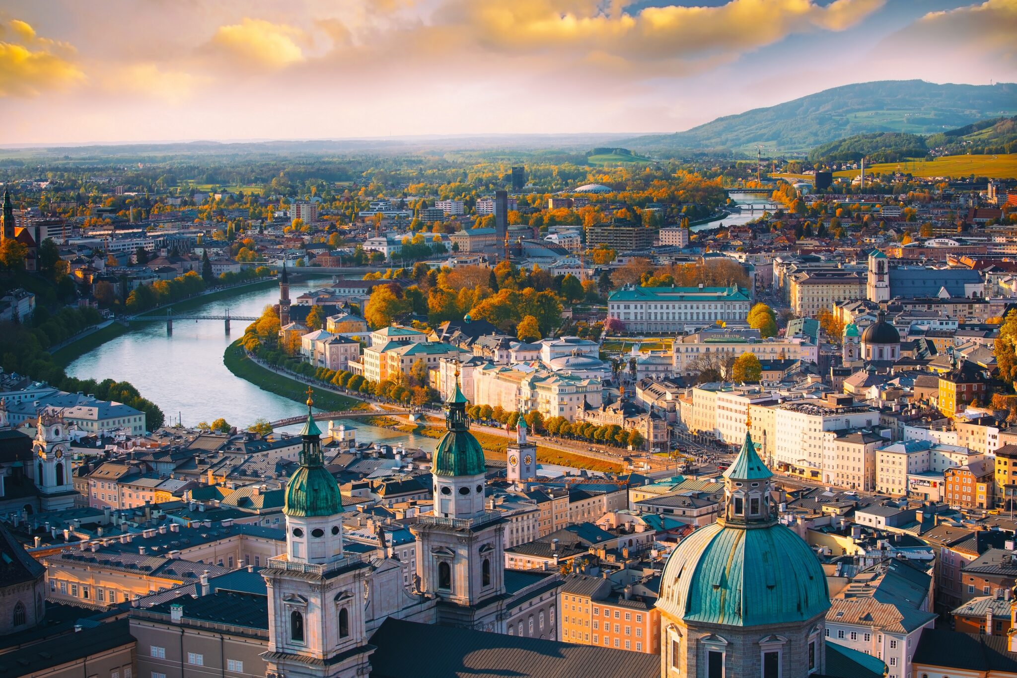 Beautiful of Aerial panoramic view in a Autumn season at a historic ...